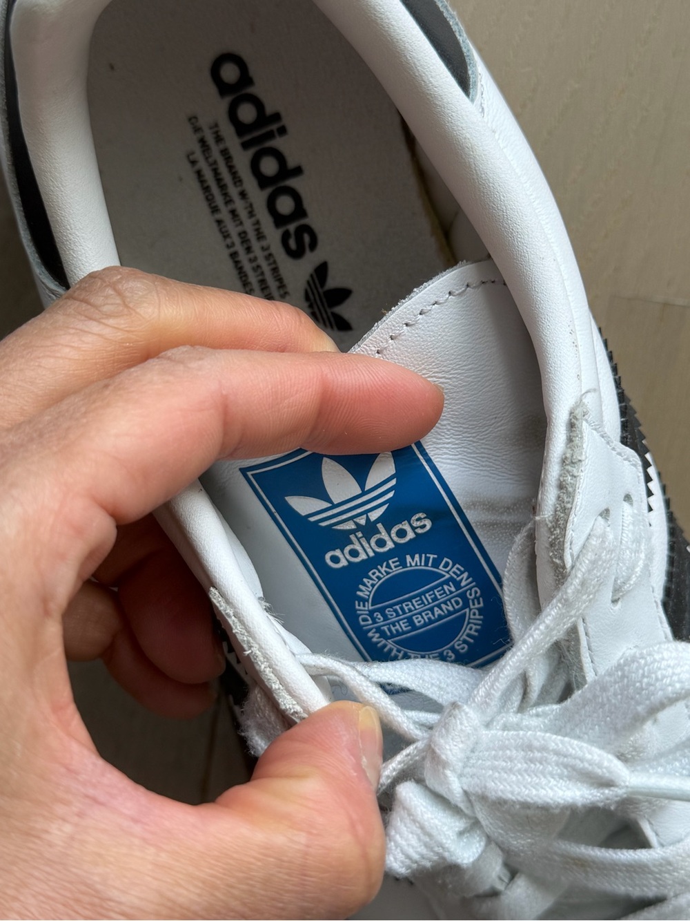 Adidas Samba OG Sneakers in White/Black - M5.5 / 7W - Picture 3 of 16